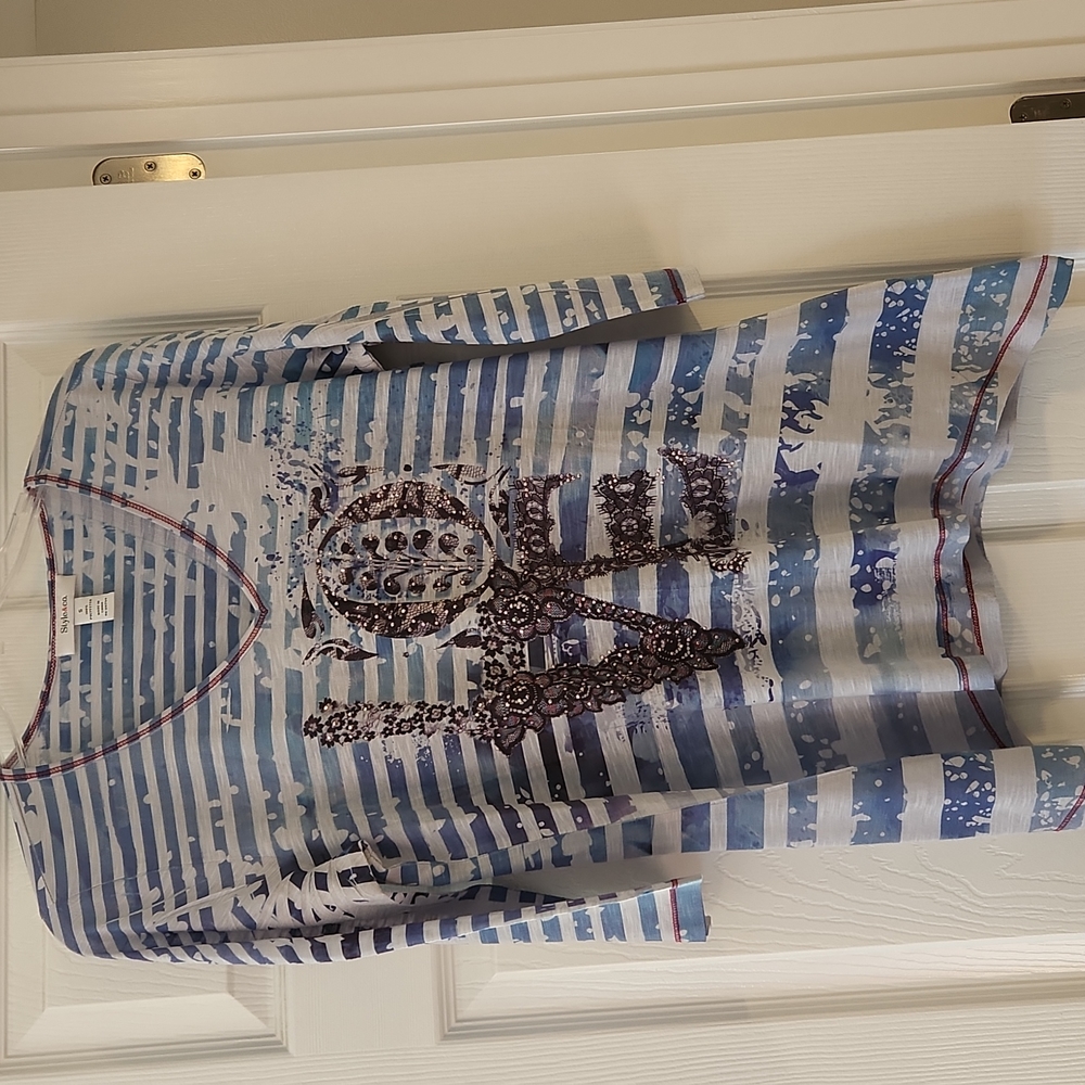 WOMENS TOP
